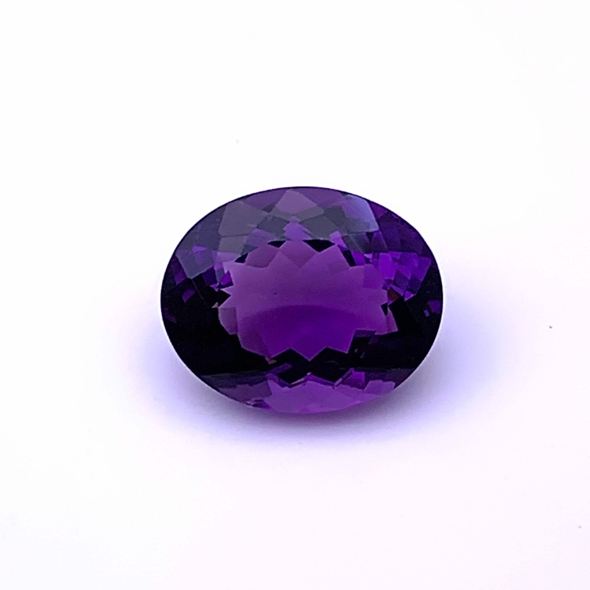 3.67  Carat/ 4.07 Ratti Natural Amethyst Gemstone