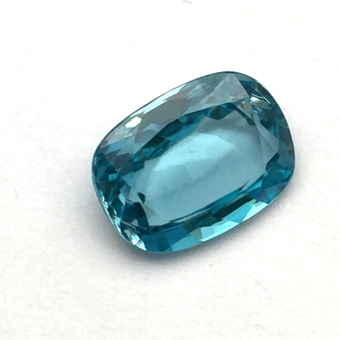 6 Carat/ 6.66 Ratti Natural Ceylon Blue Zircon Gemstone