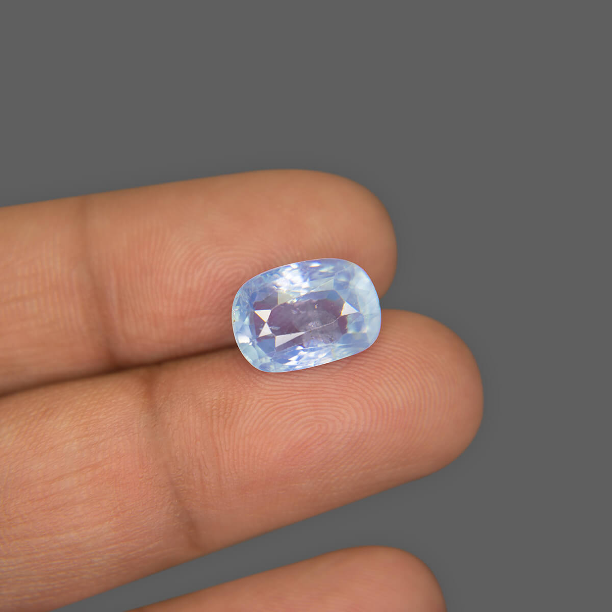 Blue Sapphire - 6.67 Carat