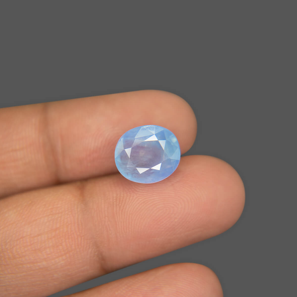 Blue Sapphire - 9.97 Carat