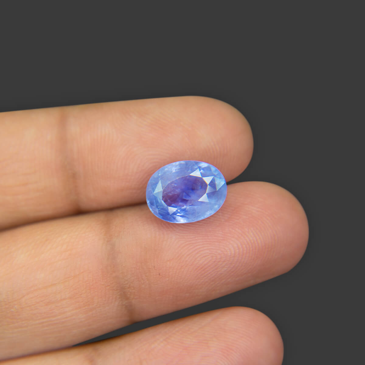 Blue Sapphire - 6.31 Carat