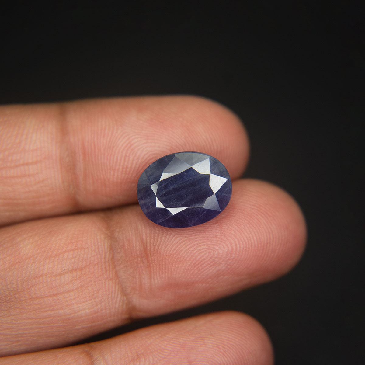 Blue Sapphire - 7.54 Carat