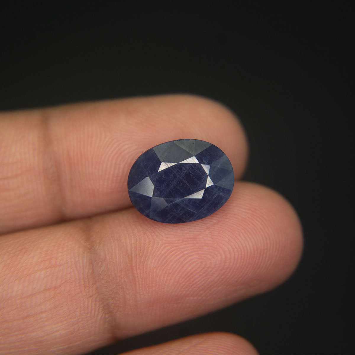 Blue Sapphire - 7.55 Carat