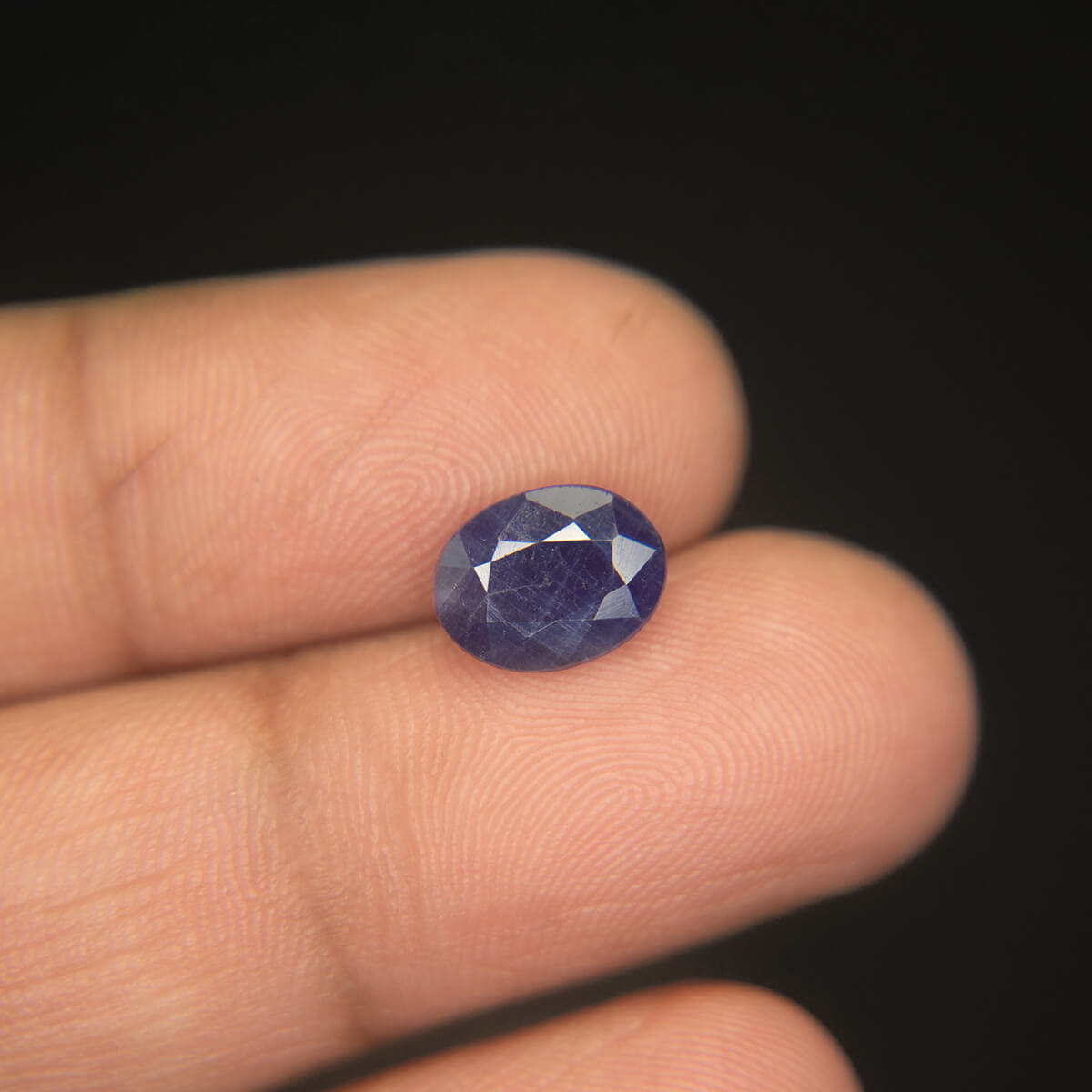 Blue Sapphire - 2.85 Carat