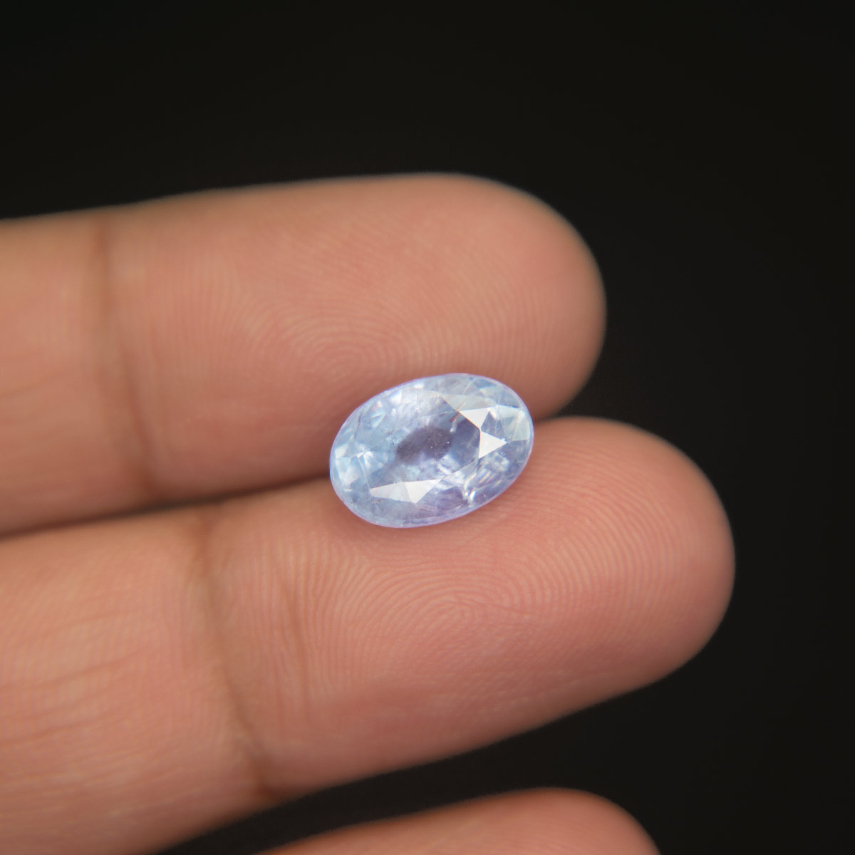 Blue Sapphire - 5.21 Carat