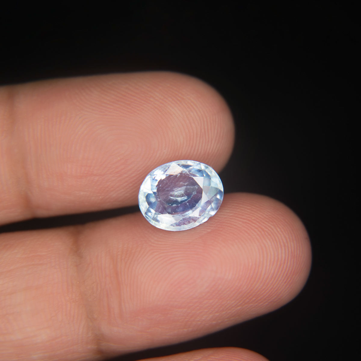 Blue Sapphire - 4.17 Carat