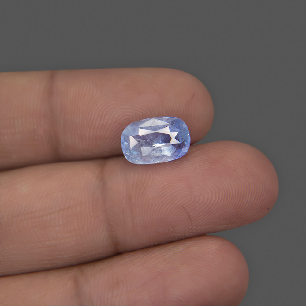 Blue Sapphire - 5.45 Carat