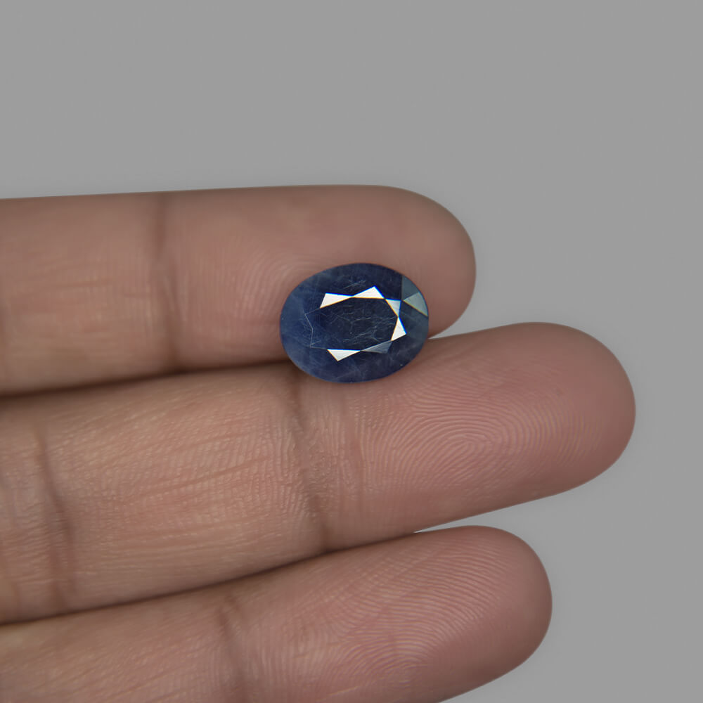Blue Sapphire - 6.36 Carat