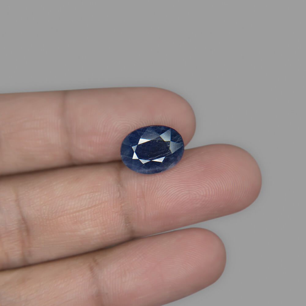 Blue Sapphire - 6.17 Carat