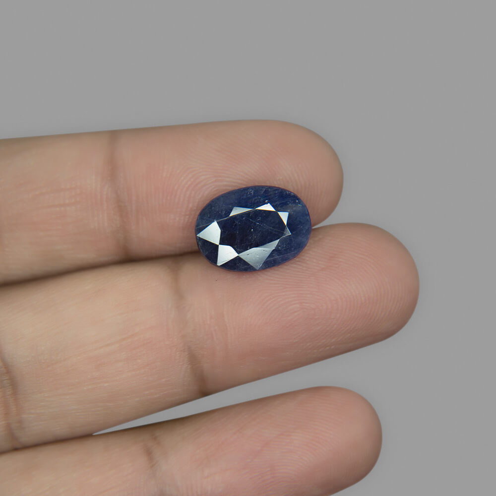 Blue Sapphire - 6.51 Carat