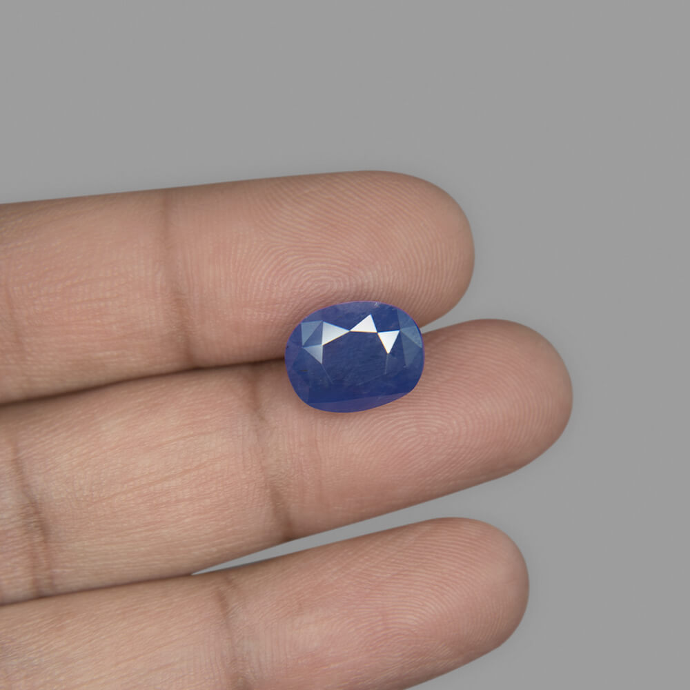 Blue Sapphire - 8.92 Carat