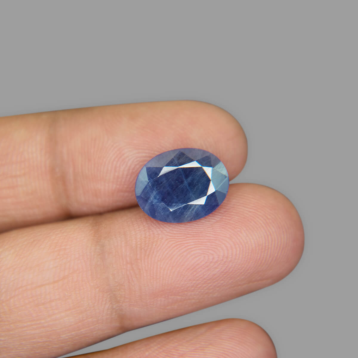Blue Sapphire - 5.94 Carat