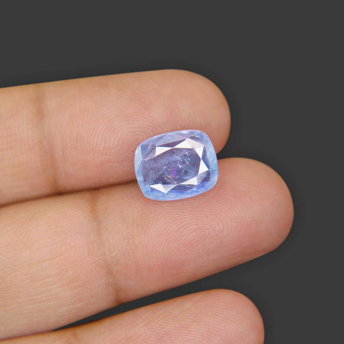 Blue Sapphire - 8.13 Carat