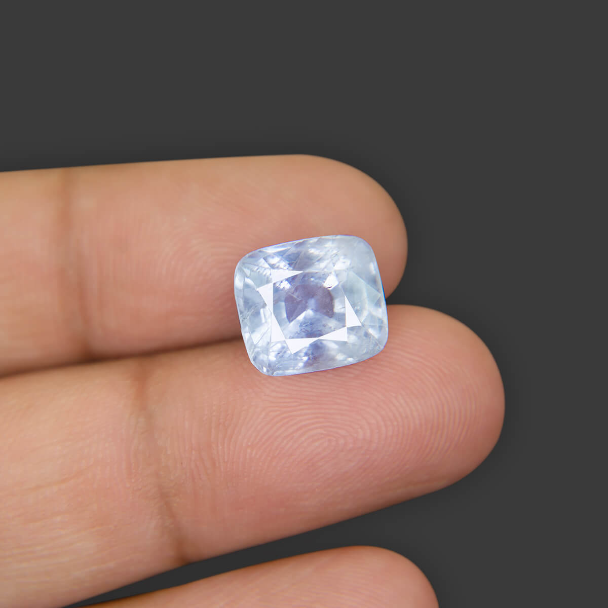 Blue Sapphire - 8.95 Carat