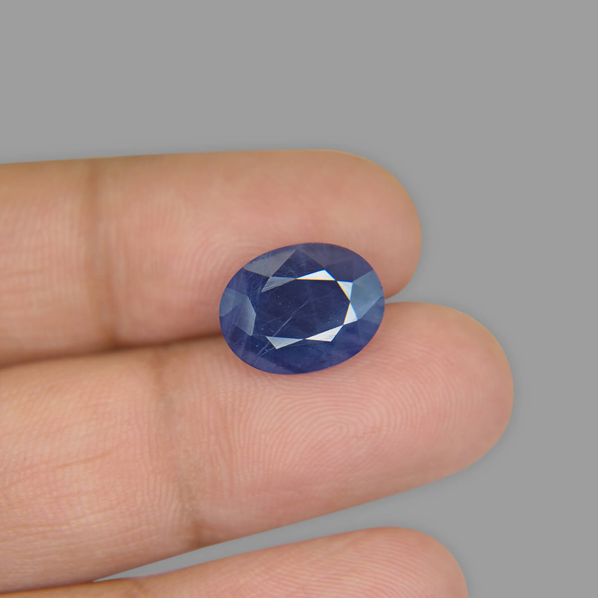Blue Sapphire - 7.89 Carat
