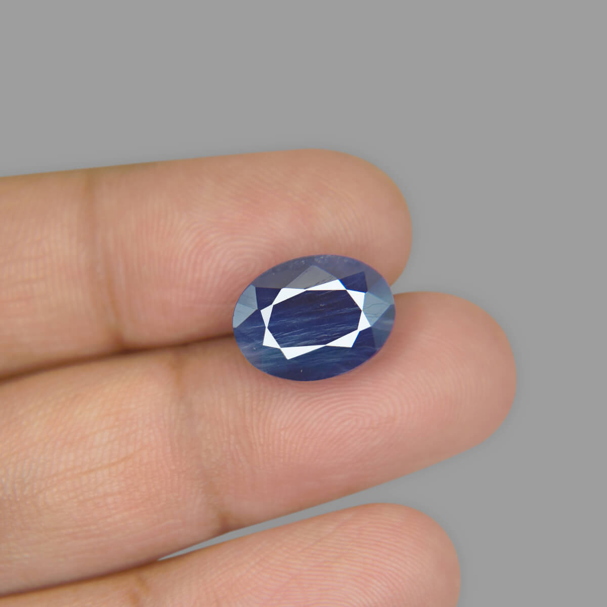 Blue Sapphire - 8.01 Carat