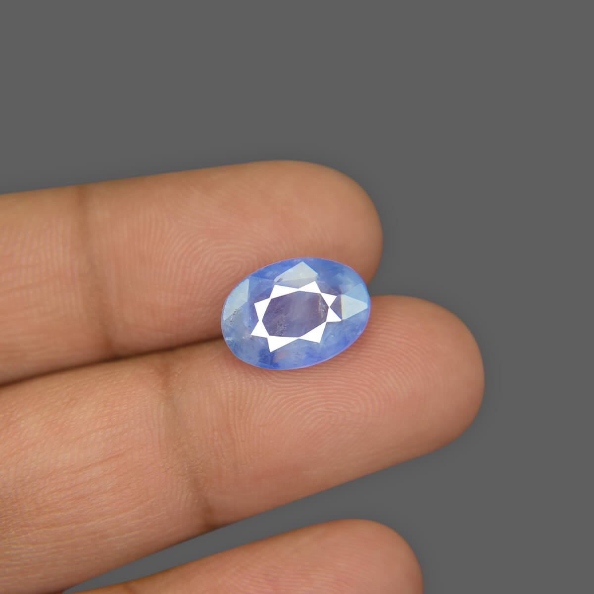 Blue Sapphire - 8.04 Carat