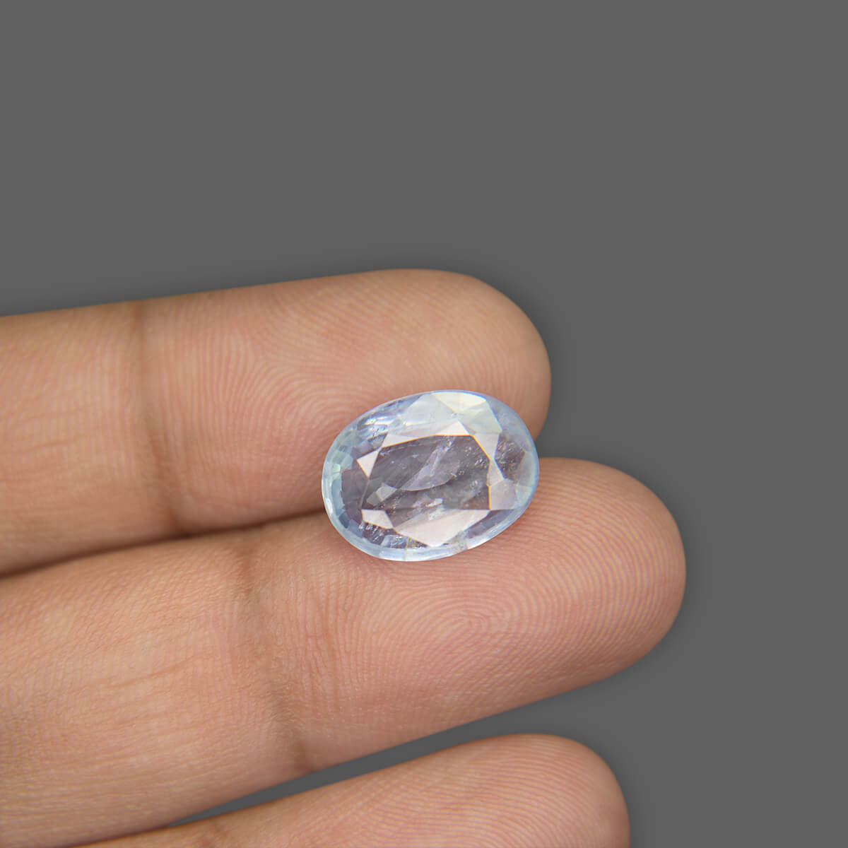 Blue Sapphire - 7.29 Carat