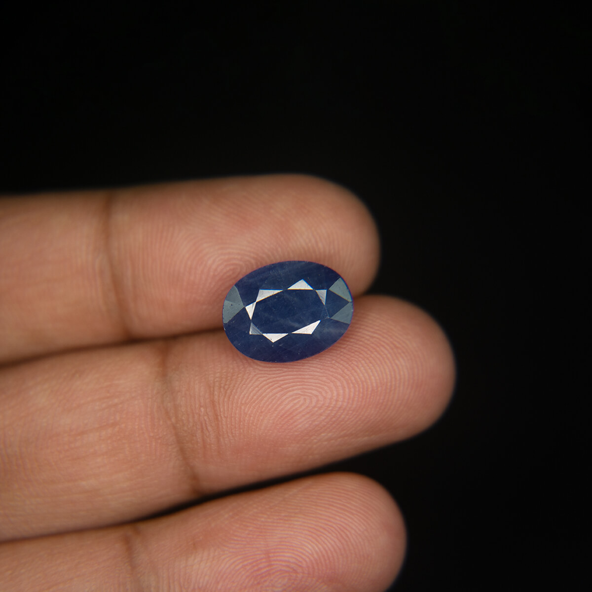 Blue Sapphire - 7.19 Carat
