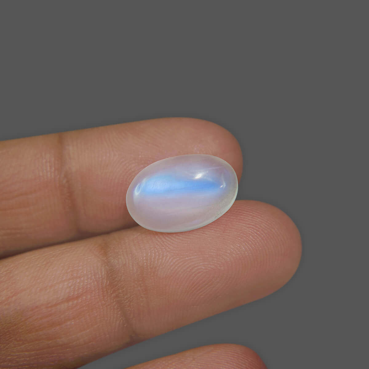 Moonstone Blue Rainbow - 7.30 Carat