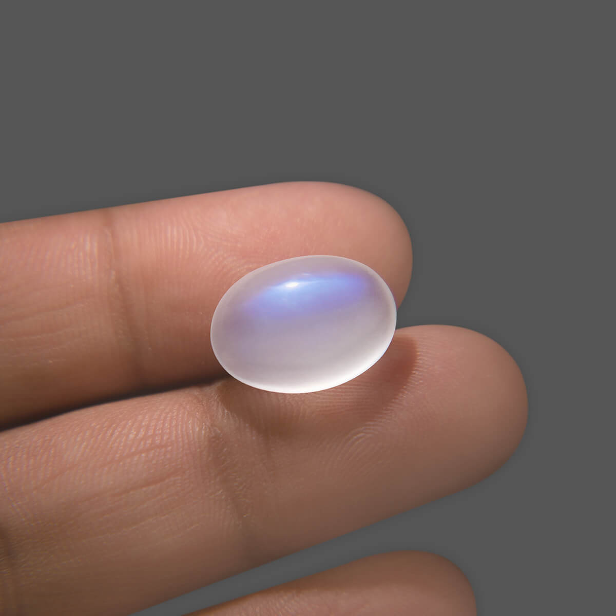 Moonstone Blue Rainbow - 9.04 Carat