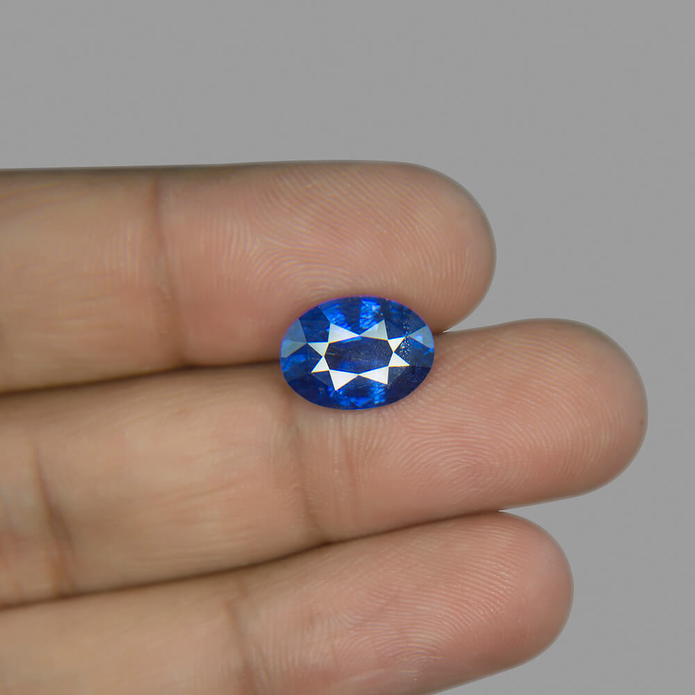 Blue Sapphire - 5.50 Carat