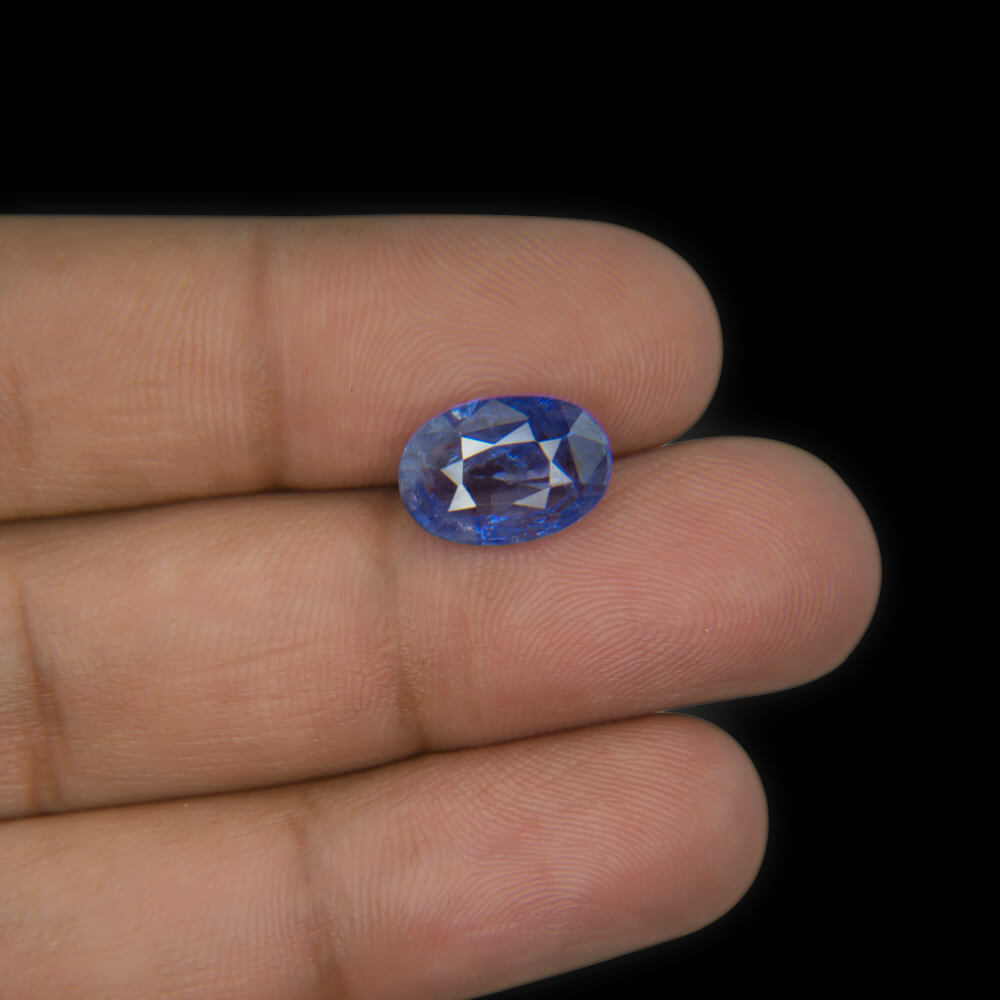 Blue Sapphire (Neelam) Ceylonese - 5.62 Carat (6.25 Ratti)