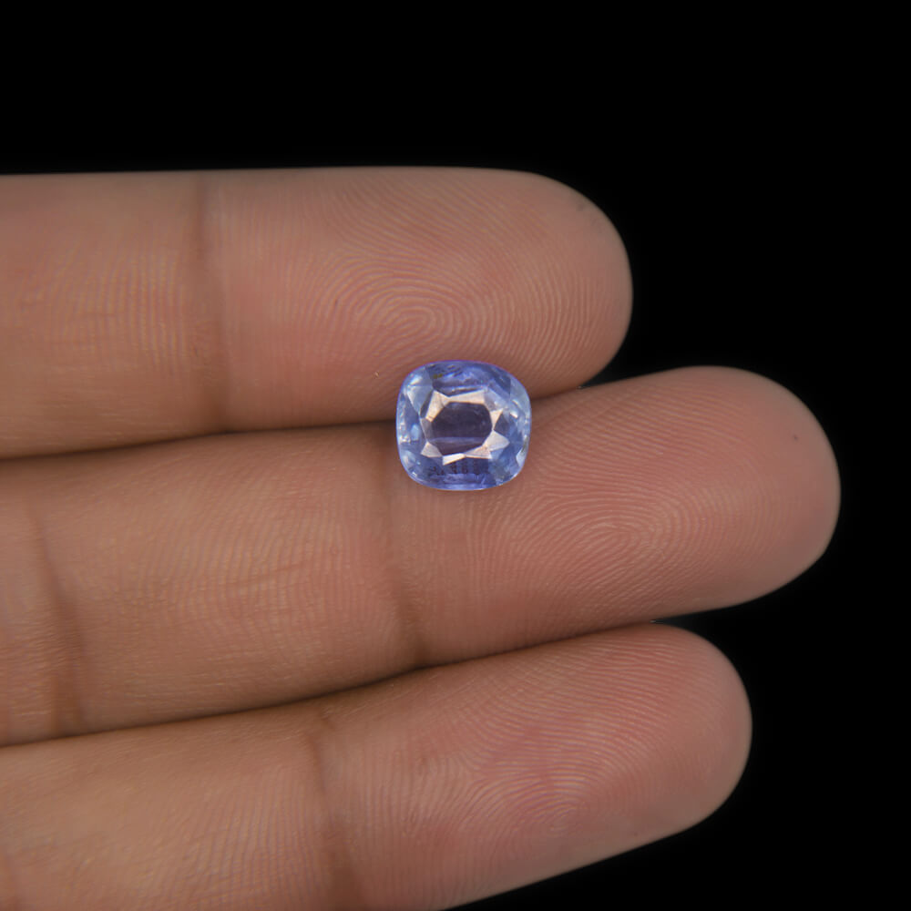 Blue Sapphire (Neelam) Ceylonese - 3.40 Carat (3.70 Ratti)