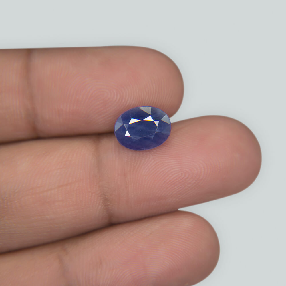 Blue Sapphire - 3.25 Carat