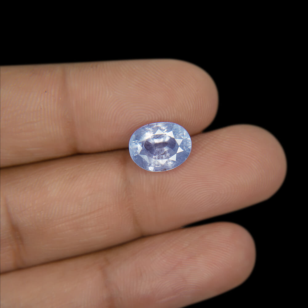 Blue Sapphire (Neelam) Ceylonese - 4.52 Carat (5.00 Ratti)