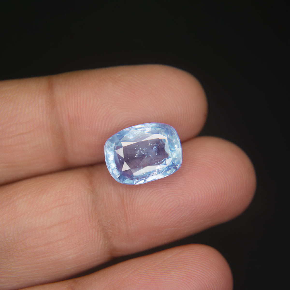 Blue Sapphire - 9.15 Carat