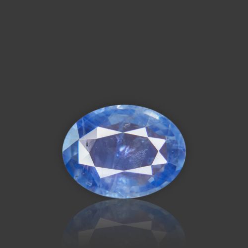 Blue Sapphire - 4.79 Carat