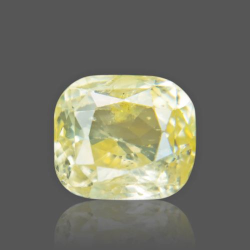 Yellow Sapphire - 4.18 Carat
