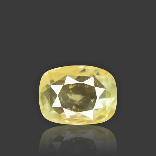 Yellow Sapphire - 4.79 Carat