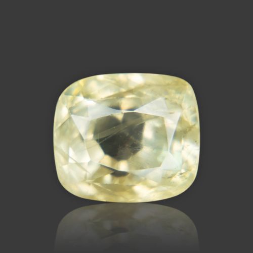 Yellow Sapphire - 4.12 Carat