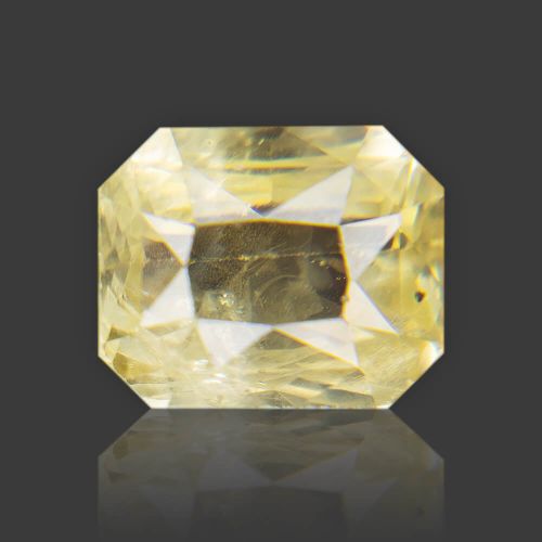 Yellow Sapphire - 8.16 Carat (9.25 Ratti)