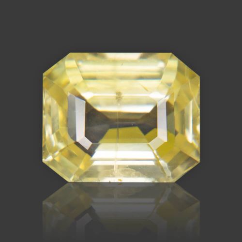 Yellow Sapphire - 6.62 Carat (7.25 Ratti)