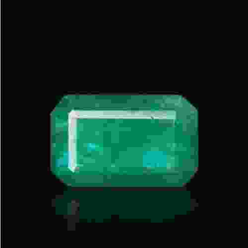 Emerald (Panna) Zambian - 4.31 Carat (4.80 Ratti)