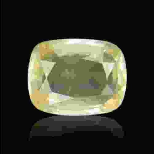 Yellow Sapphire (Pukhraj) Sri Lanka - 3.28 Carat (3.50 Ratti)