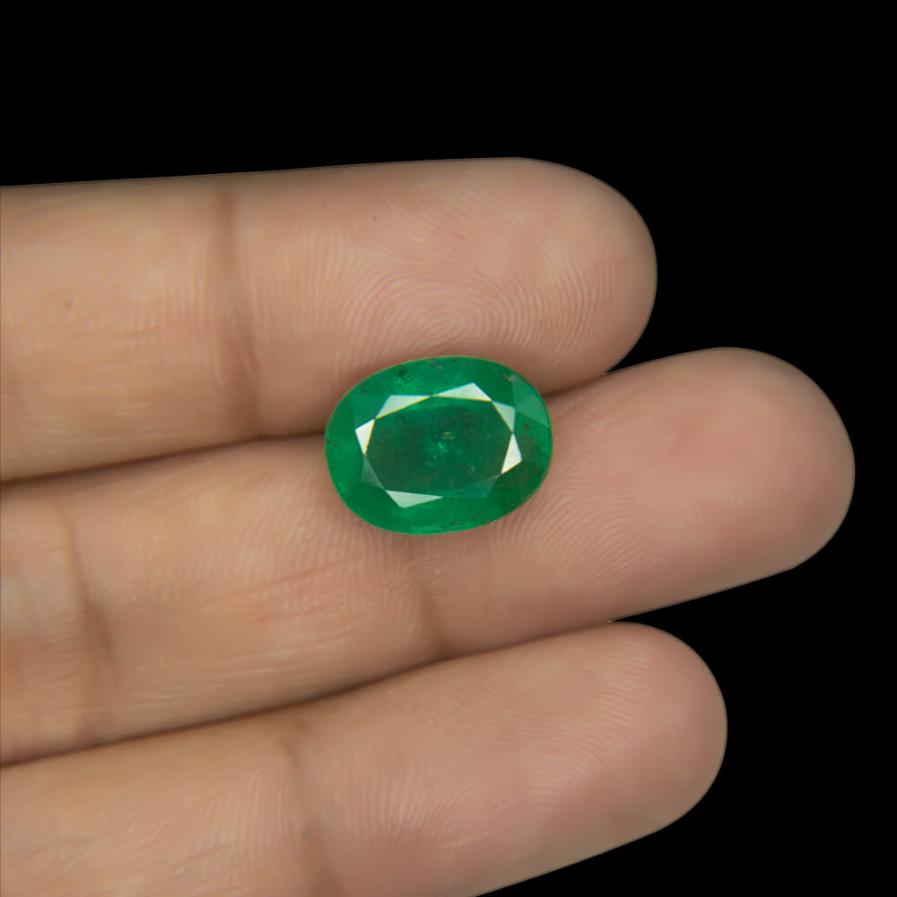 Emerald (Panna) Columbian - 7.63 Carat (8.50 Ratti)