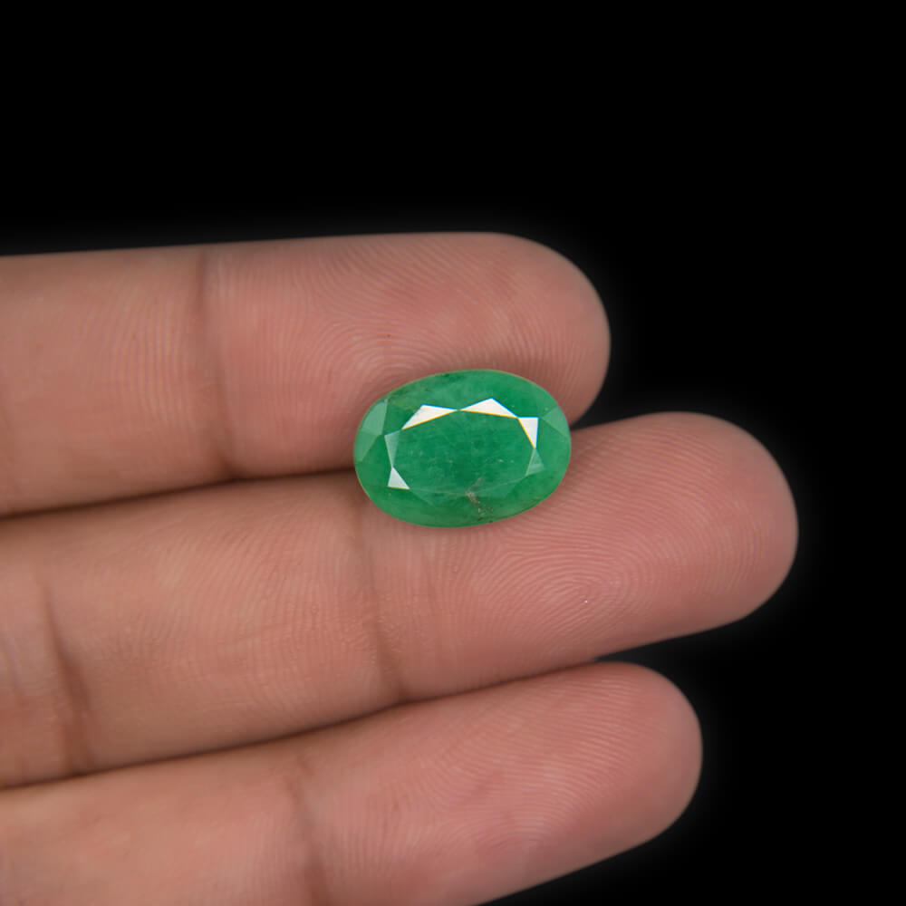 Emerald (Panna) Zambian - 6.46 Carat (7.25 Ratti)