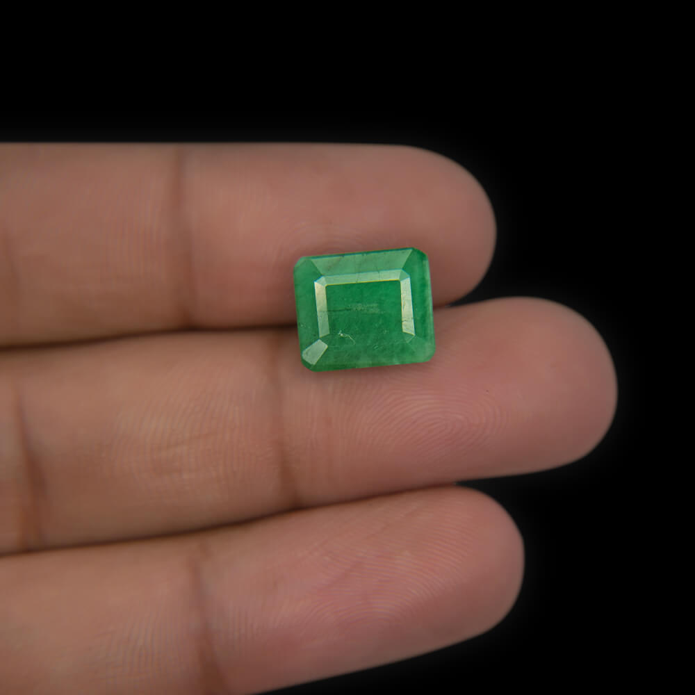 Emerald (Panna) Zambian - 5.40 Carat (6.00 Ratti)