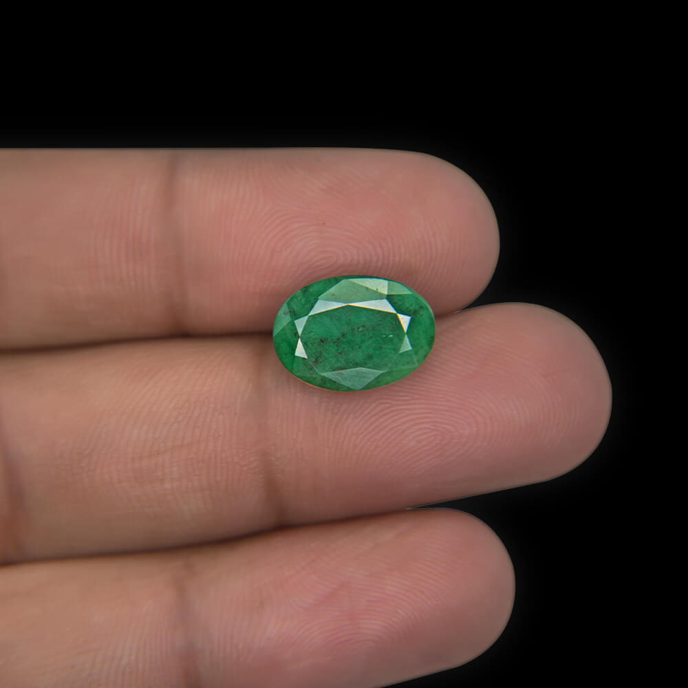 Emerald (Panna) Zambian  - 5.07 Carat (5.60 Ratti)