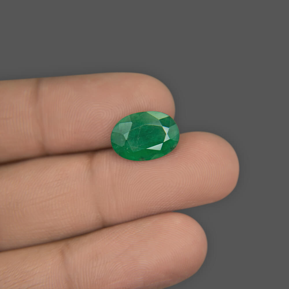 Emerald (Panna) Zambian - 4.97 Carat (5.50 Ratti)