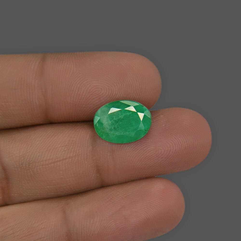 Emerald (Panna) Zambian - 4.80 Carat (5.25 Ratti)