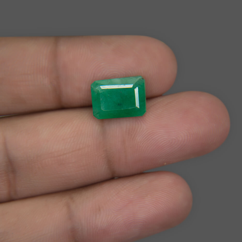 Emerald - 4.20 Carat