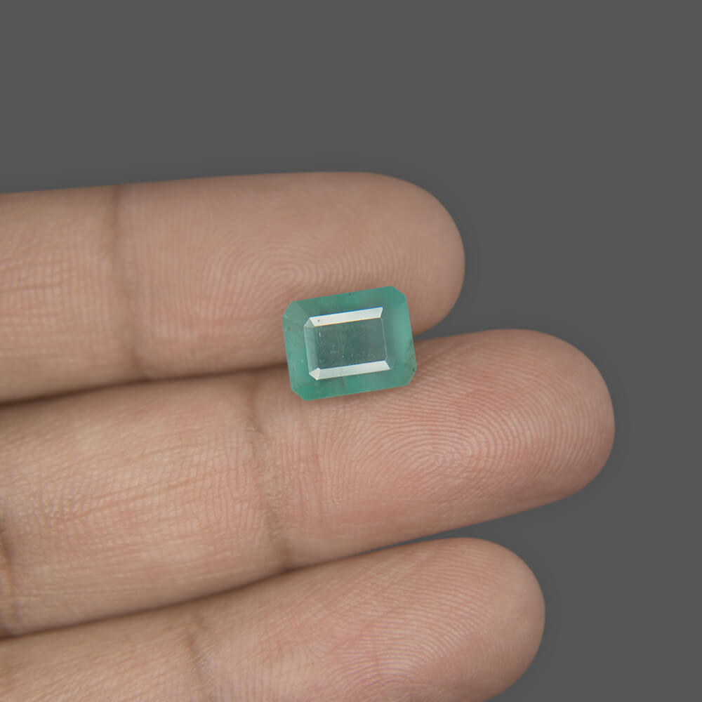 Emerald - 3.93 Carat