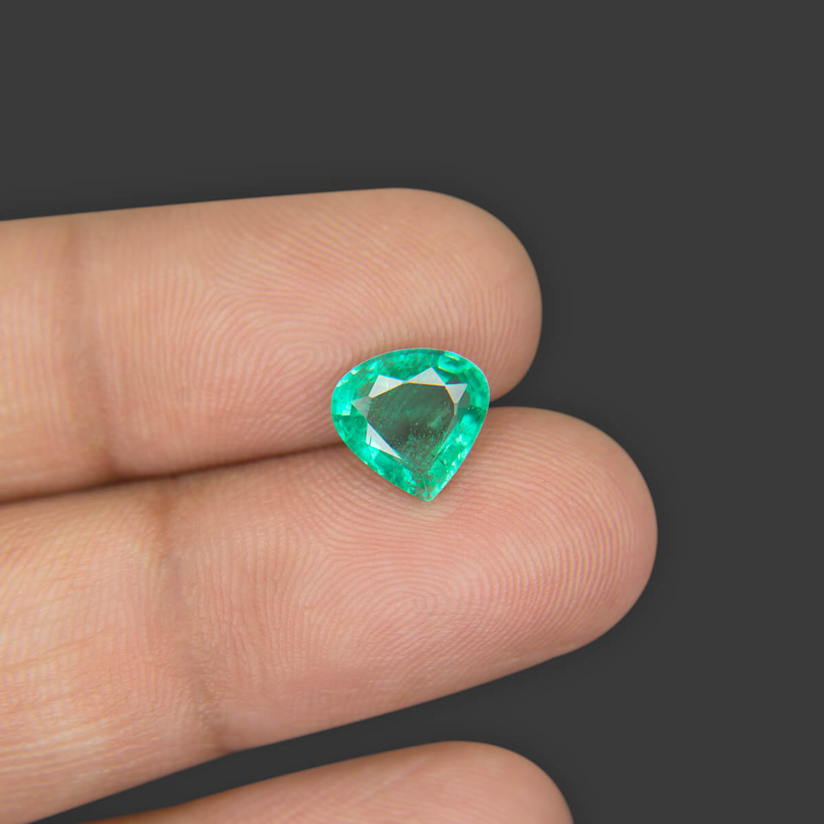Emerald - 2.03 Carat