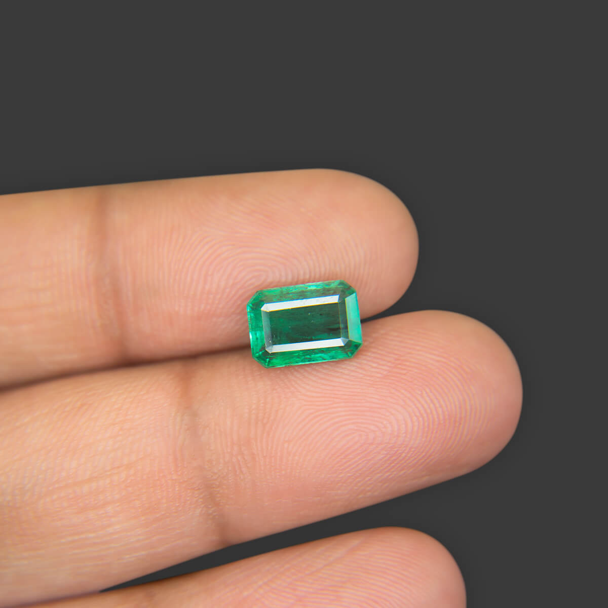 Emerald - 2.28 Carat