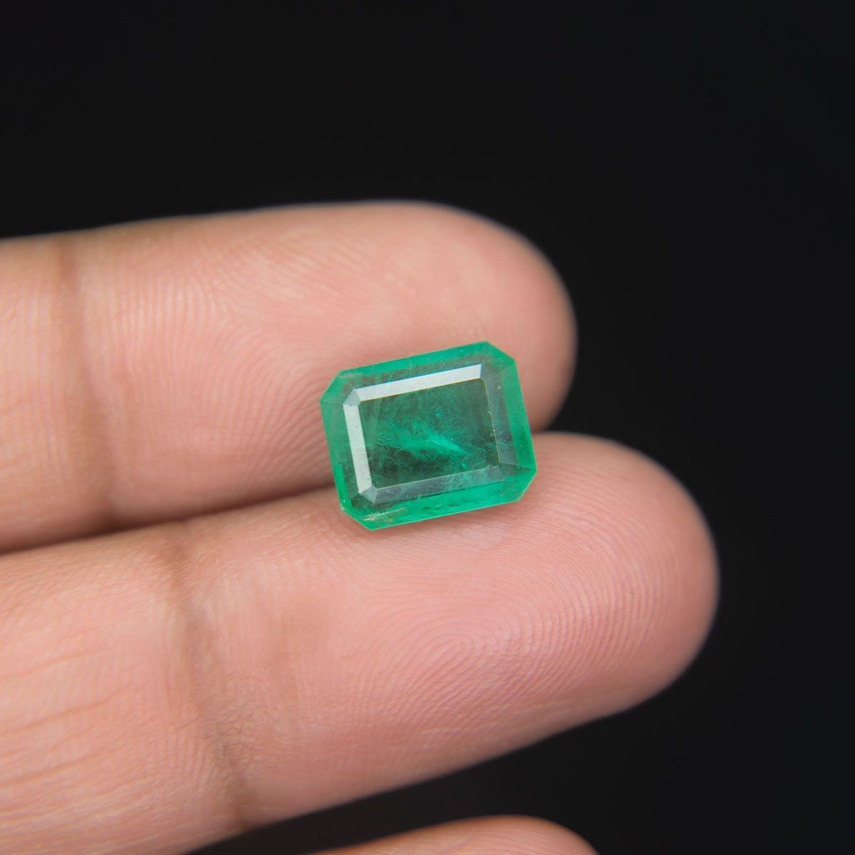 Emerald - 3.69 Carat